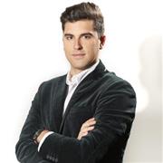 Profesor de español nativo, inglés bilingüe, francés y alemán fluído ofrece clases particulares de español, inglés y francés